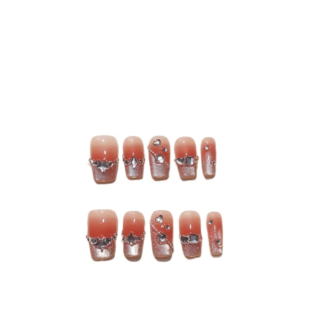 Krótkie kwadratowe paznokcie nakładane French Tip Cat Eye Blush z cyrkoniami