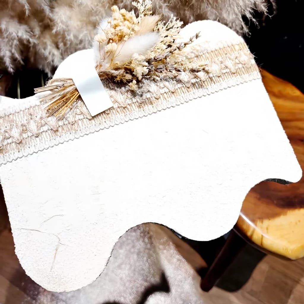 Mlecznobiałe tipsy Cat Eye, owalny kształt, 30 sztuk