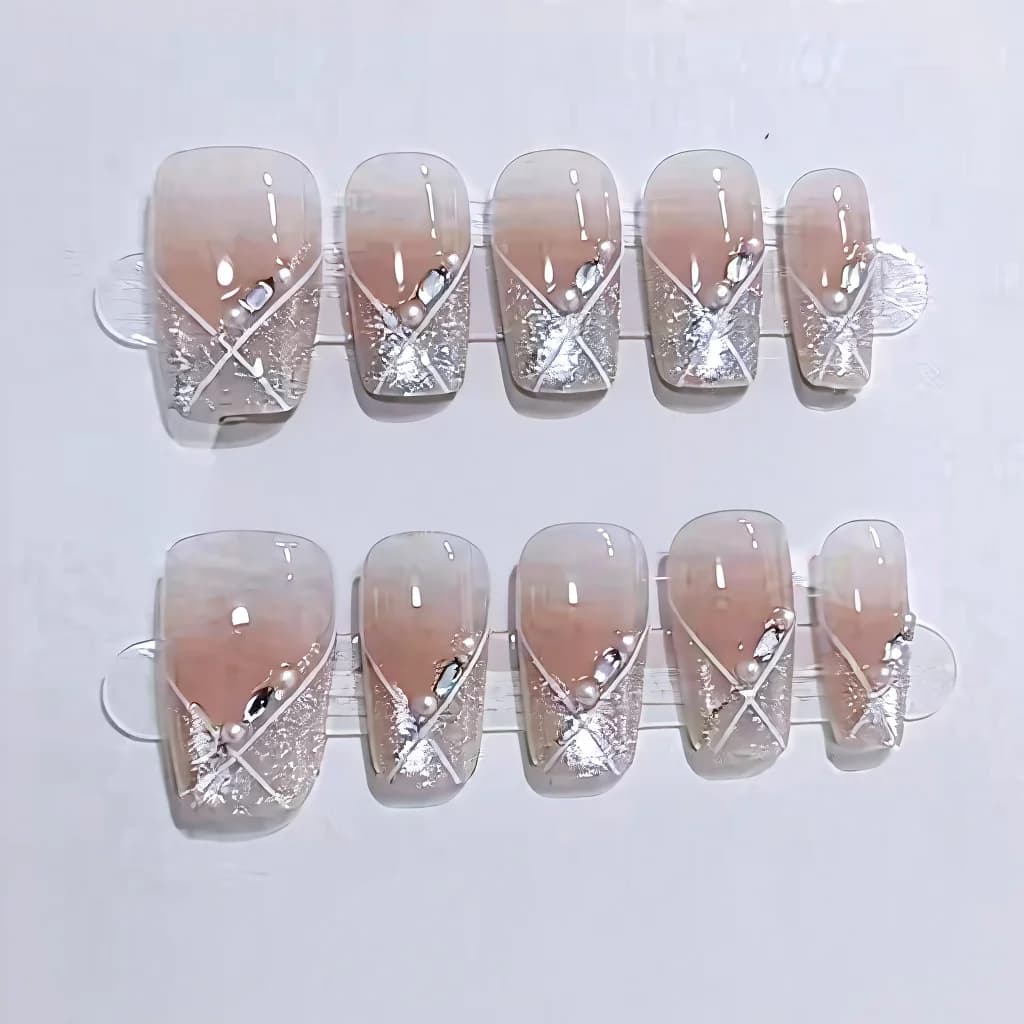 Przyciskane paznokcie Cat Eye, krótkie trumienkowe, różowy blush, słodki styl, 10 sztuk