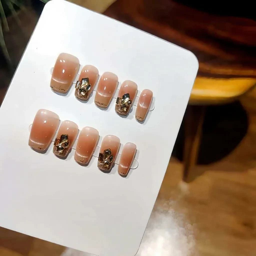Tipsy naklejane Cat Eye Róż ze cyrkoniami, krótkie trumienne, 30 sztuk