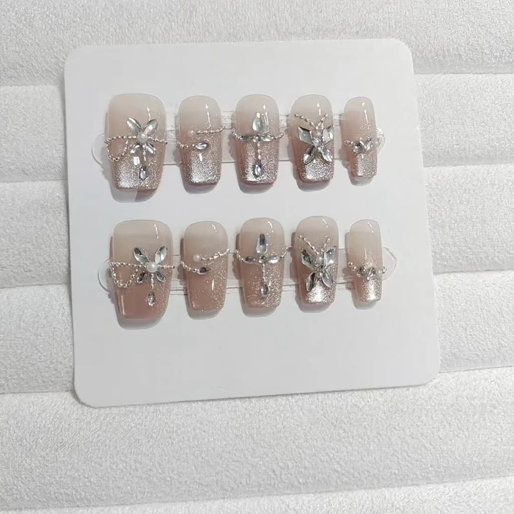 Tipsy naklejane Ice Crystal Butterfly z cyrkoniami, zestaw do manicure z brokatem